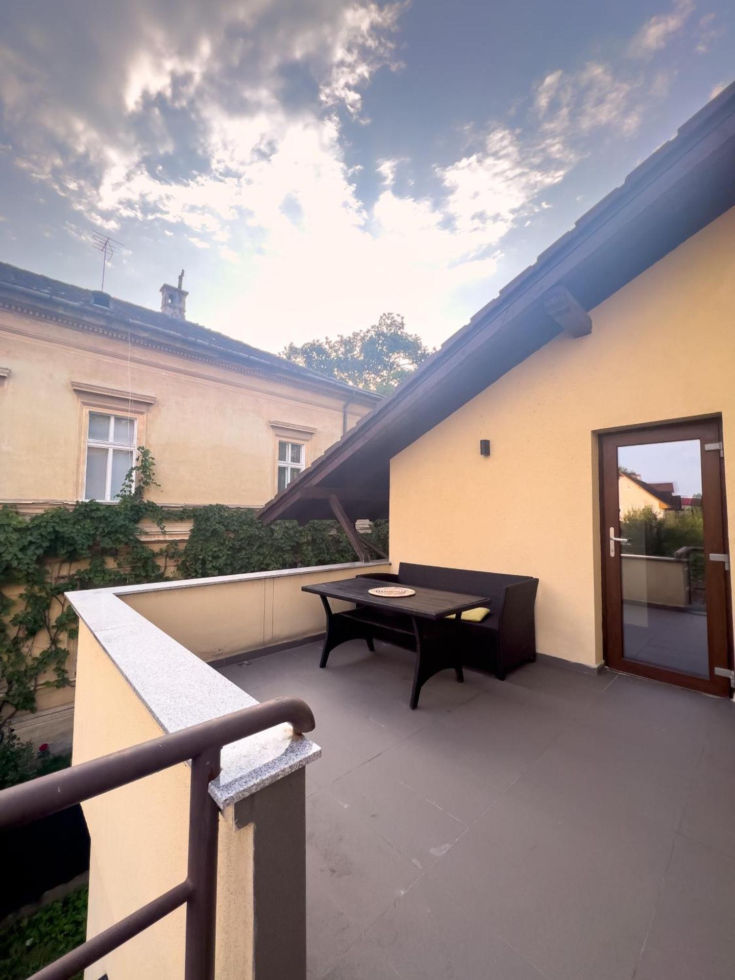 Kesletz House Hotel ซีบิว ภายนอก รูปภาพ